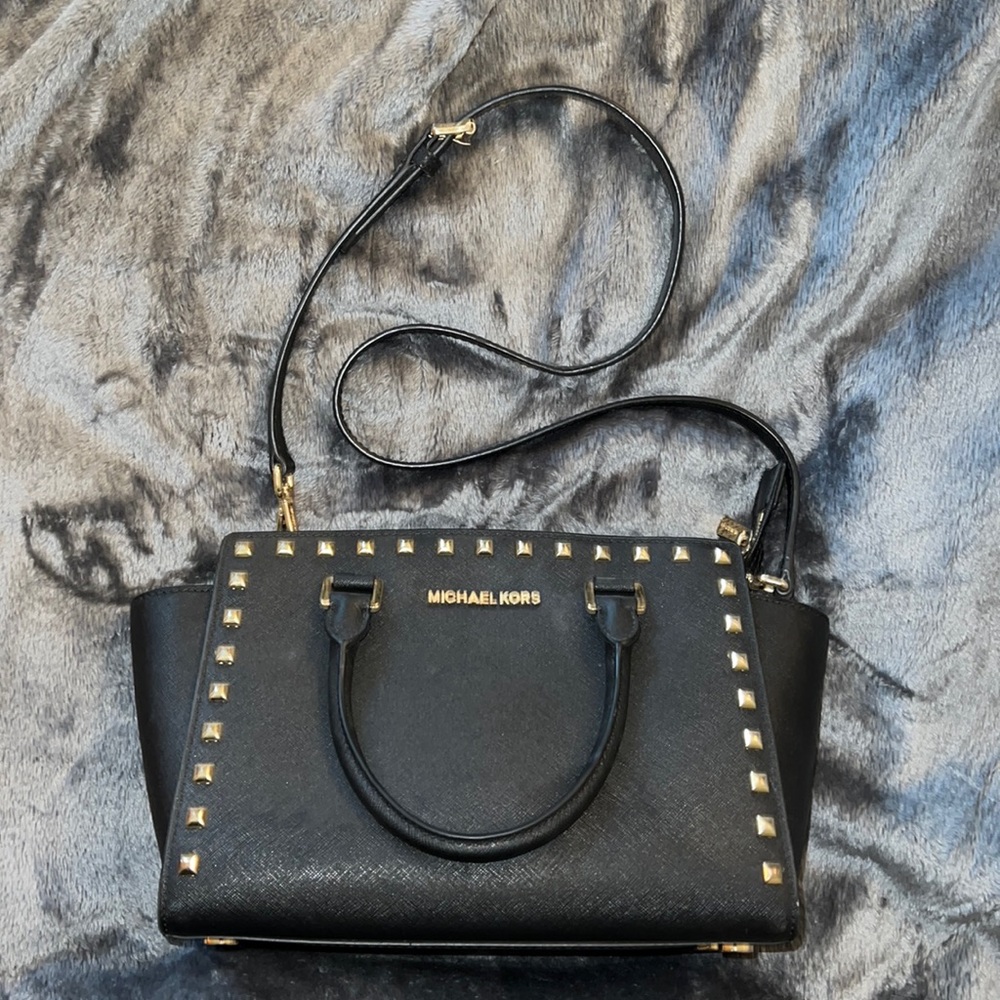 MICHAEL KORS black purse (Selma Stud)